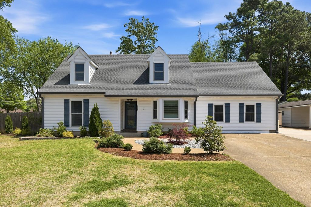 1234 GREENVIEW RD, Collierville, TN 38017