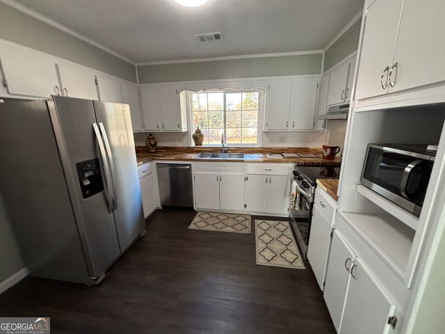 243 Vernon Road, Cochran, GA 31014