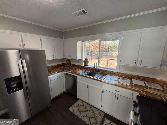 243 Vernon Road, Cochran, GA 31014