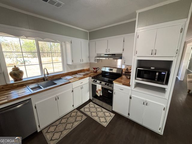 243 Vernon Road, Cochran, GA 31014