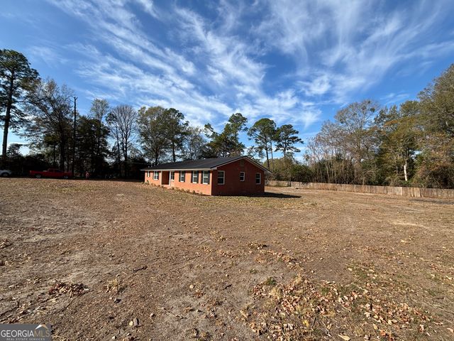 243 Vernon Road, Cochran, GA 31014
