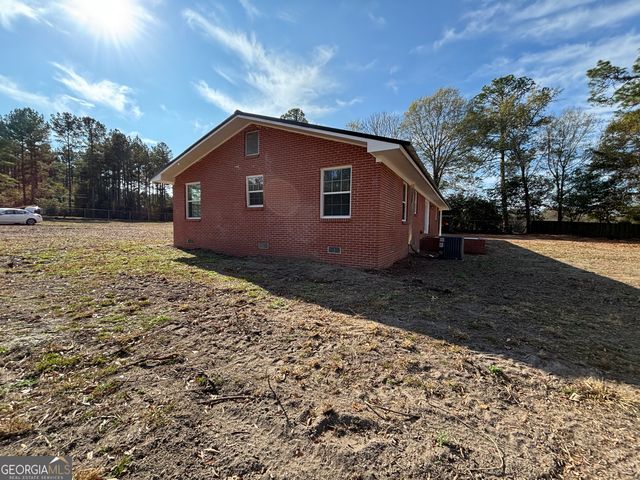 243 Vernon Road, Cochran, GA 31014