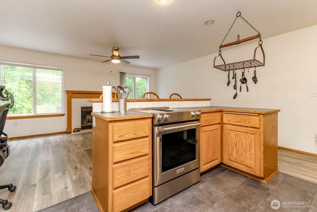 8303 170th Street E, Puyallup, WA 98375