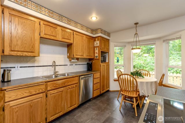 8303 170th Street E, Puyallup, WA 98375