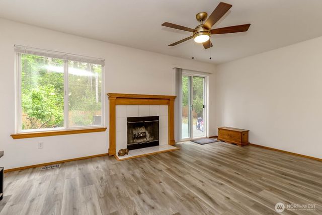 8303 170th Street E, Puyallup, WA 98375