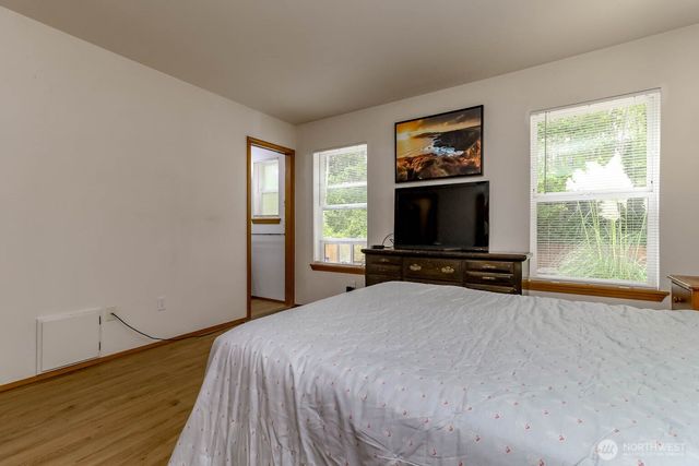 8303 170th Street E, Puyallup, WA 98375