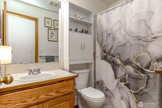8303 170th Street E, Puyallup, WA 98375