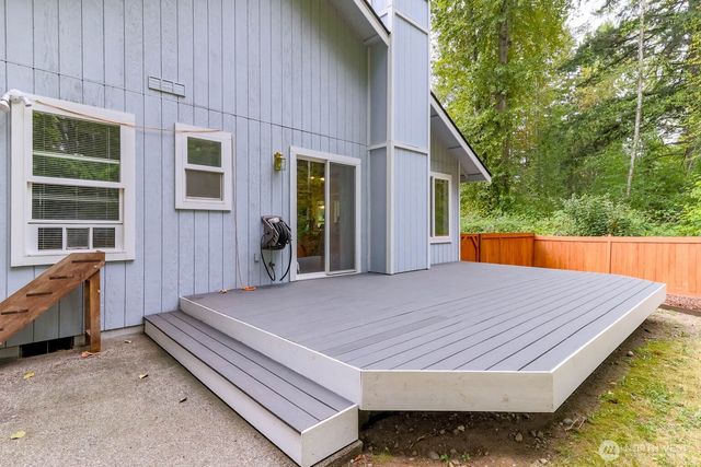8303 170th Street E, Puyallup, WA 98375