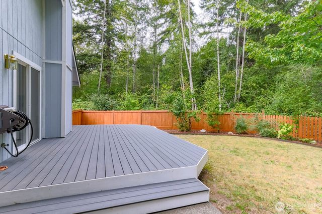 8303 170th Street E, Puyallup, WA 98375