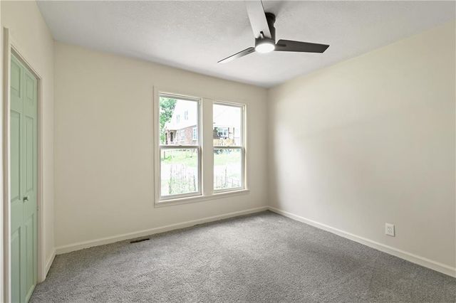 110 Campbell Street, Pleasant Hill, MO 64080