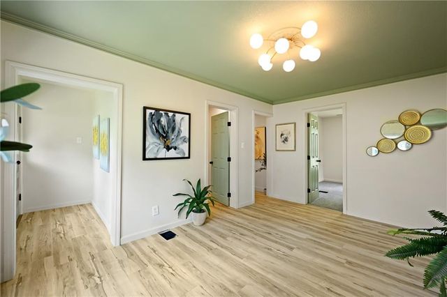110 Campbell Street, Pleasant Hill, MO 64080