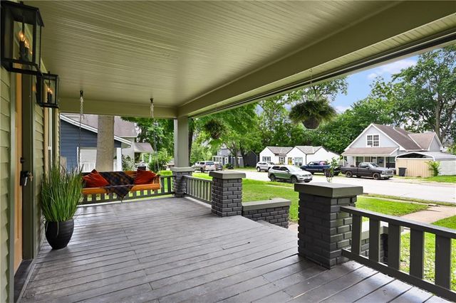 110 Campbell Street, Pleasant Hill, MO 64080
