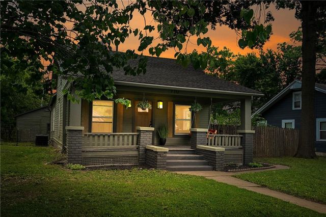 110 Campbell Street, Pleasant Hill, MO 64080