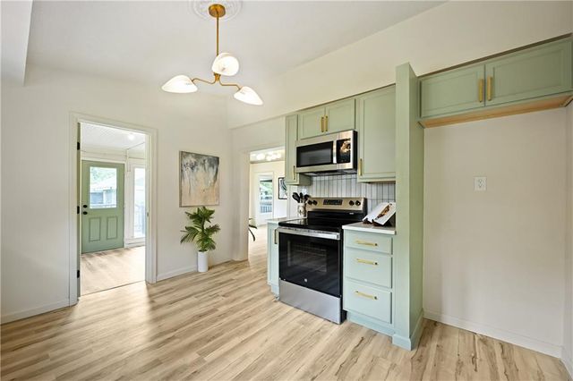 110 Campbell Street, Pleasant Hill, MO 64080