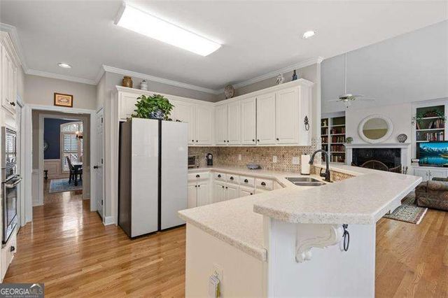 5619 Forkwood Drive NW, Acworth, GA 30101