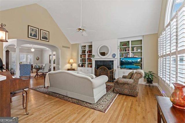 5619 Forkwood Drive NW, Acworth, GA 30101