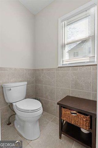 5619 Forkwood Drive NW, Acworth, GA 30101