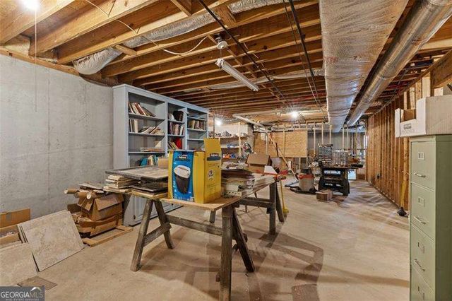 5619 Forkwood Drive NW, Acworth, GA 30101