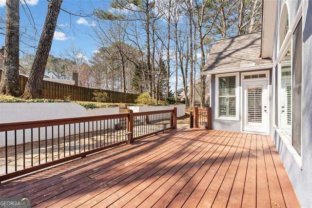 5619 Forkwood Drive NW, Acworth, GA 30101