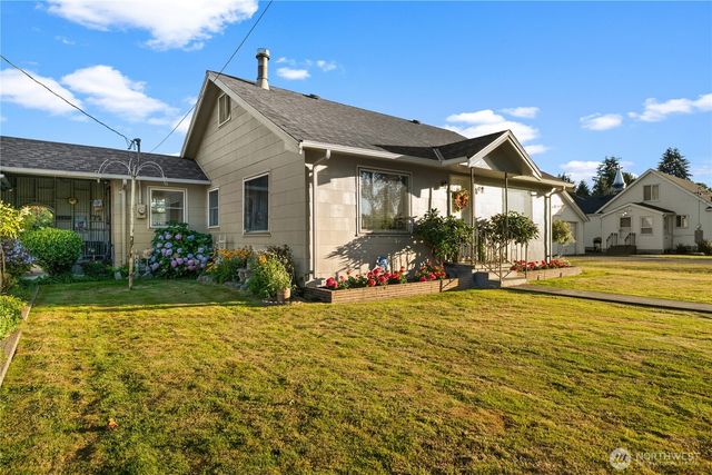 5528 23rd Street E, Fife, WA 98424