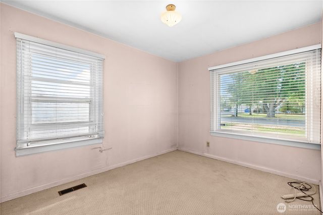 5528 23rd Street E, Fife, WA 98424
