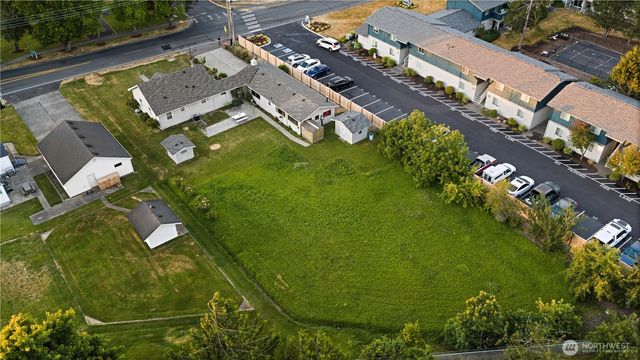 5528 23rd Street E, Fife, WA 98424