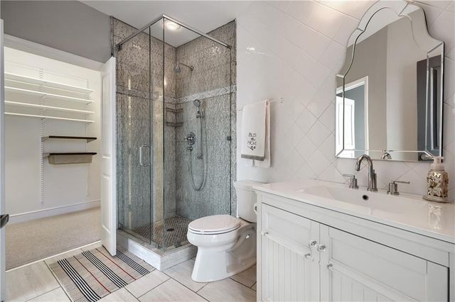 950 W Peachtree Street NW 2003, Atlanta, GA 30309