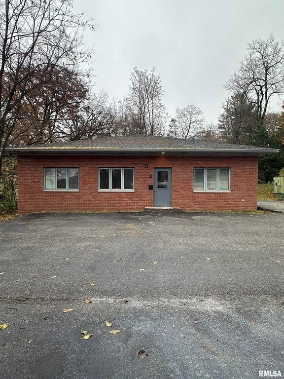 822 17TH Street, Moline, IL 61265