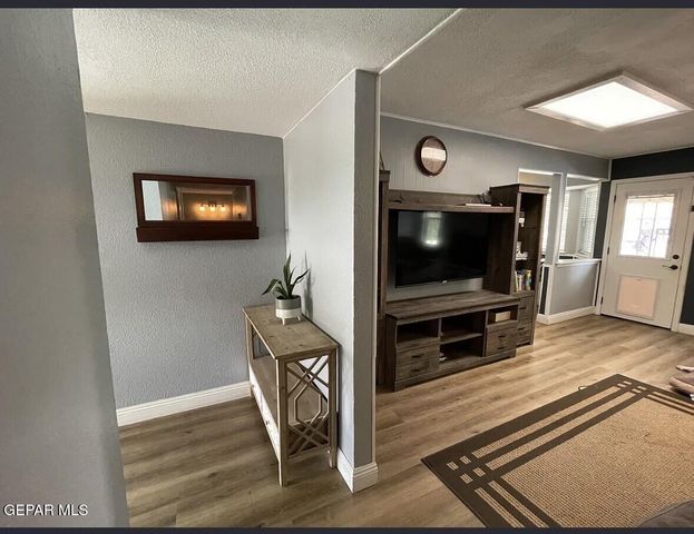 1856 MIKE HILL Drive, El Paso, TX 79936