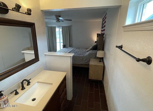 1856 MIKE HILL Drive, El Paso, TX 79936