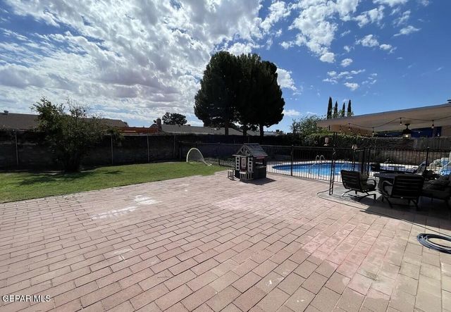 1856 MIKE HILL Drive, El Paso, TX 79936