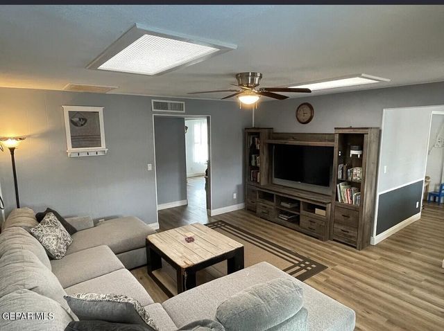 1856 MIKE HILL Drive, El Paso, TX 79936