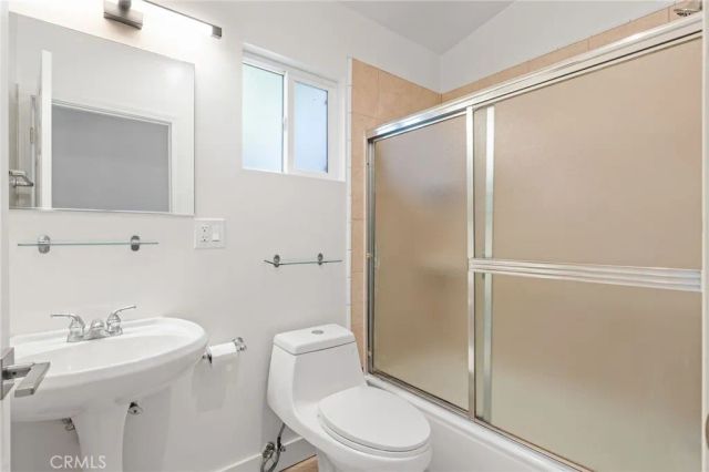 20509 Califa, Woodland Hills, CA 91367