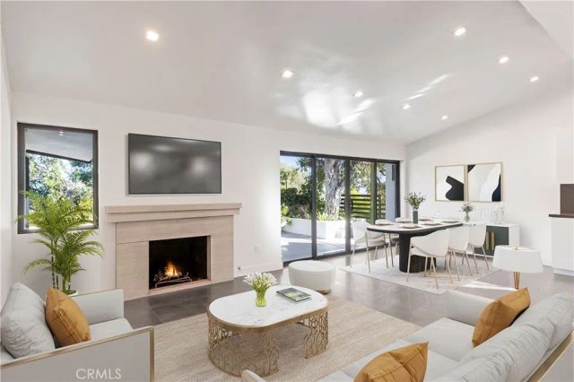 20509 Califa, Woodland Hills, CA 91367