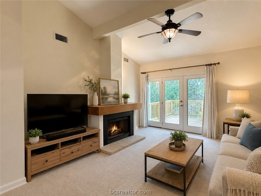 2800 Longmire Drive 19, College Station, TX 77845 — photo 2