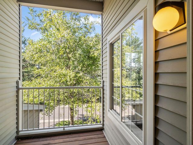 4980 Garland Court N G, Plymouth, MN 55446