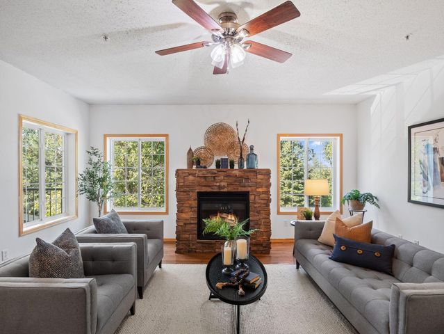 4980 Garland Court N G, Plymouth, MN 55446