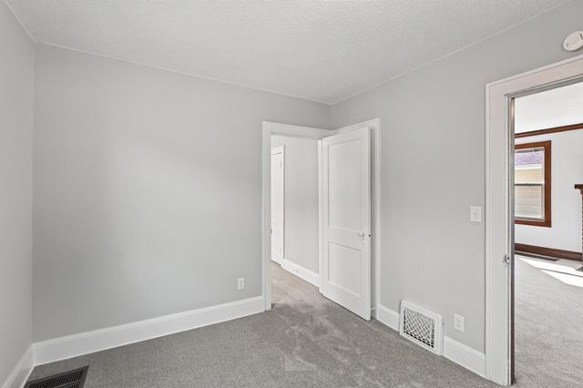 2346 Ferrant Place, Minneapolis, MN 55411