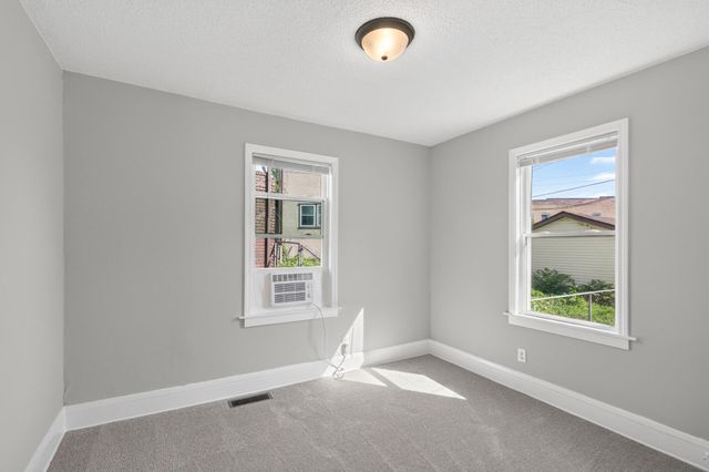 2346 Ferrant Place, Minneapolis, MN 55411