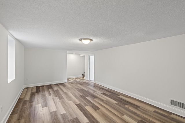 2346 Ferrant Place, Minneapolis, MN 55411