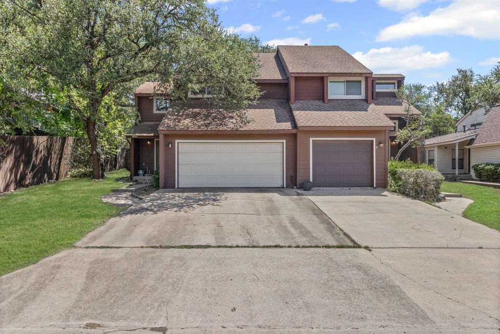 8113 Baywood DR A, Austin, TX 78759