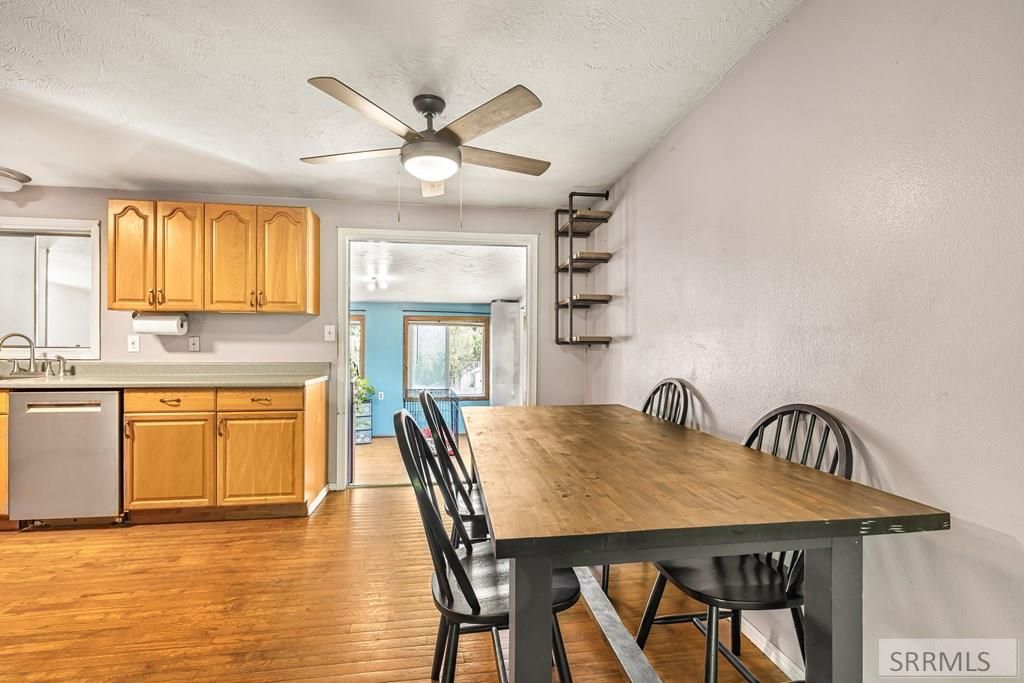 Image 12 of property listing at 867 Coachman Drive, Idaho Falls, ID 83402