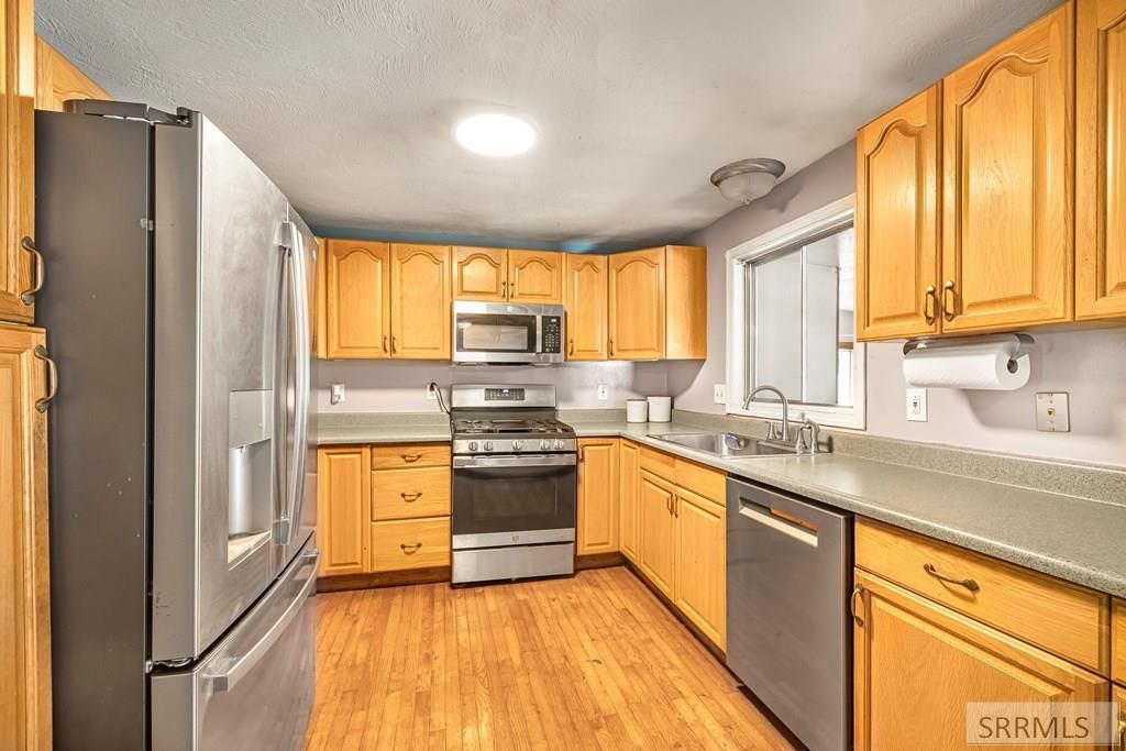 Image 8 of property listing at 867 Coachman Drive, Idaho Falls, ID 83402