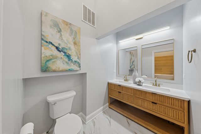 120 S State Street 4, Chicago, IL 60603