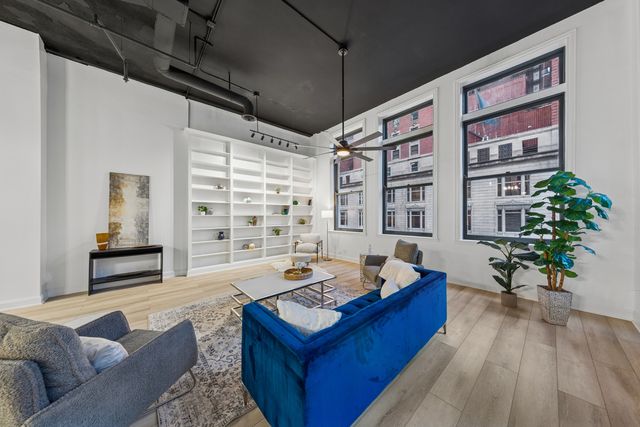 120 S State Street 4, Chicago, IL 60603