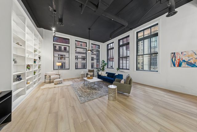 120 S State Street 4, Chicago, IL 60603