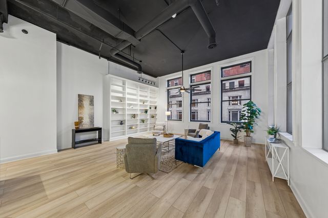 120 S State Street 4, Chicago, IL 60603