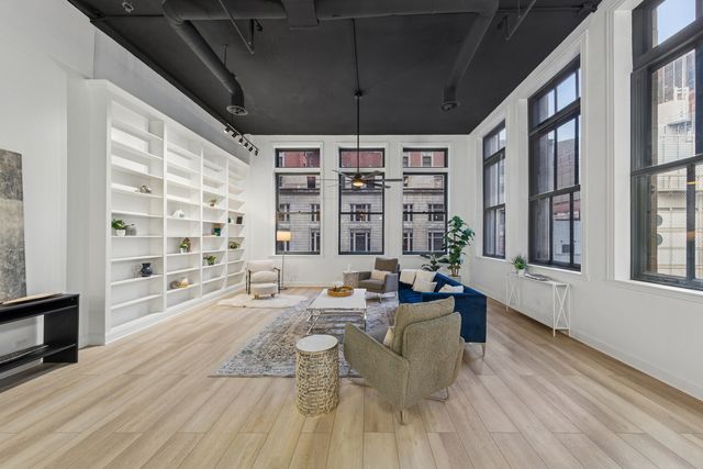 120 S State Street 4, Chicago, IL 60603