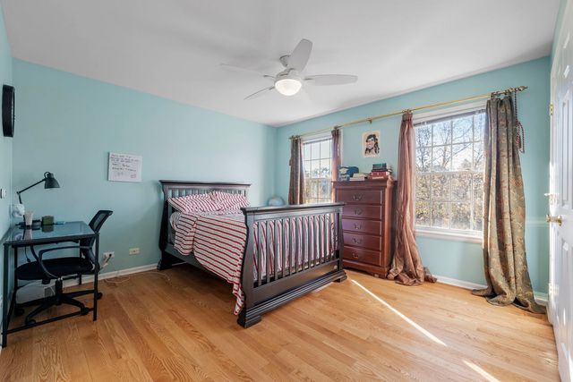 725 Heath Court, Westmont, IL 60559