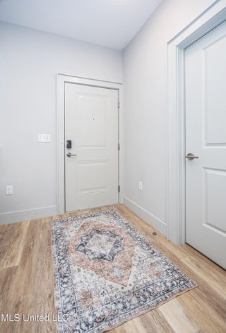 2501 Bienville Boulevard, 413, Ocean Springs, MS 39564